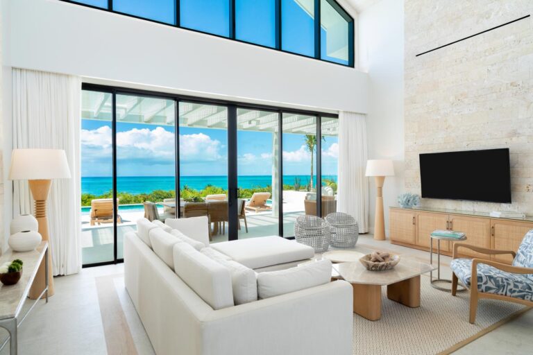 forget-me-not---Villas-at-Blue-Mountain-living-room